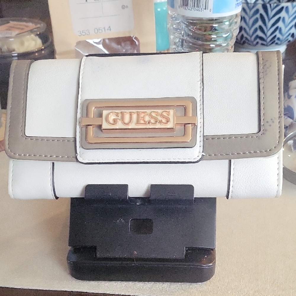 GUESS White and Tan Women's Bag